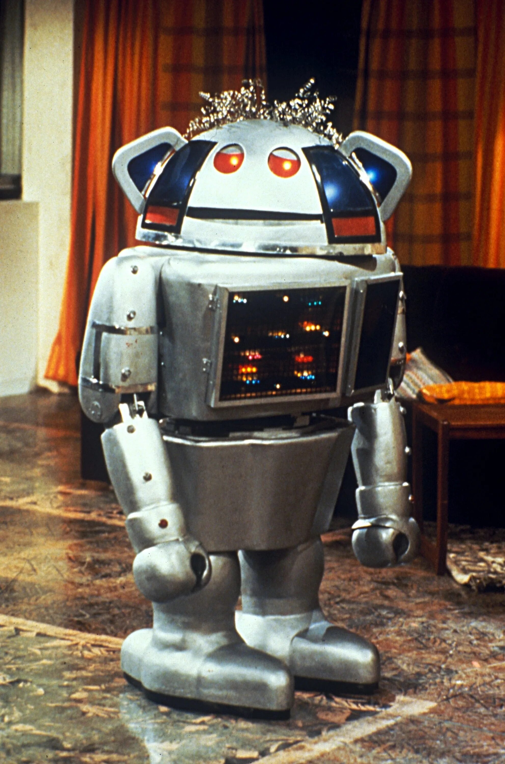 Robots tv. Советский робот. Старинный робот. Роботы 80-х. Робот из 80х.