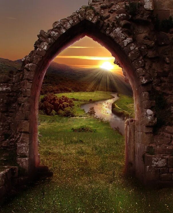 Открытая дверь в сказку. Арка природа. Старинная арка. Красивые арки.