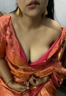 Bohot garmi ho rahi hai - utar du? 