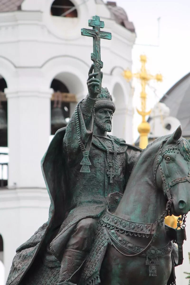 Памятник Ивану Грозному. Памятник Ивану Грозному в Орле. Памятник Ивану 4 в Орле. Создателем какого памятника был иванов