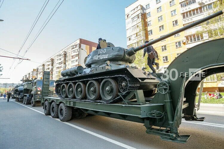 Т-34 колхозник Татарии. Танк 300. Танк 300 автомобиль. Танк т-70 колхозник Татарии.