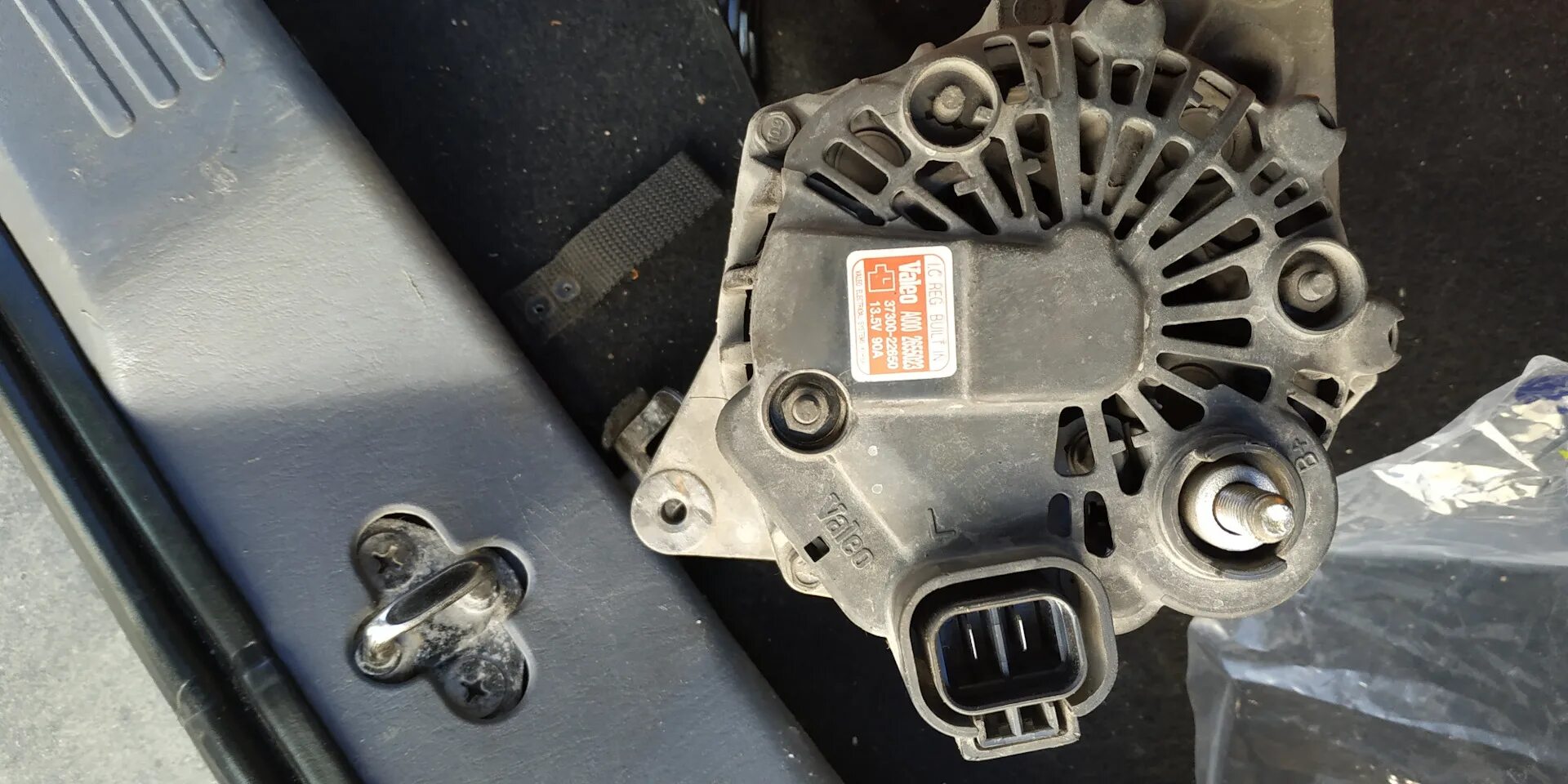 Ремень генератора hyundai matrix 1. 6 ремень генератора кондиционера. Генератор тойота приус 2008 года. 5 дизель 2006 года. Генератор на хендай матрикс 1.