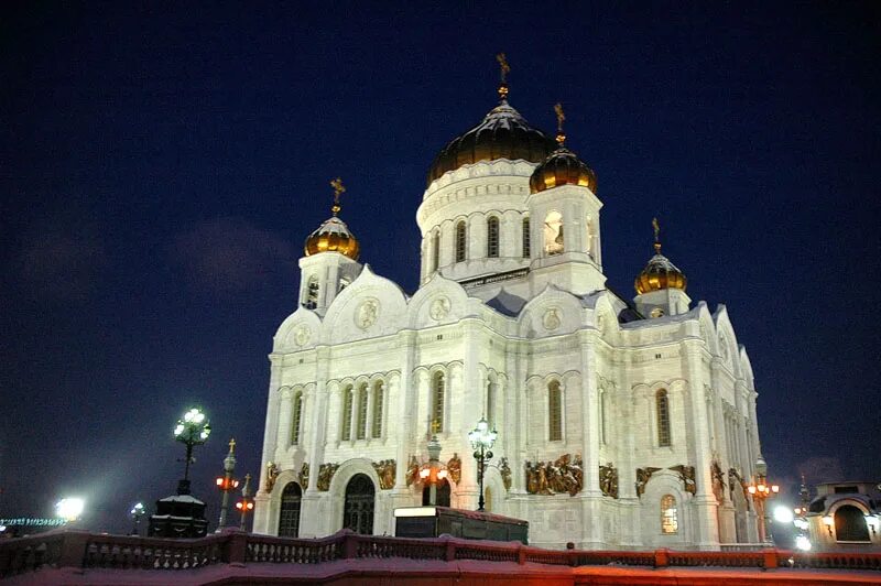 храм христа спасителя зима ночь. храм христа спасителя подсветка. арка на волхонке. храм христа спасителя вечером. храм христа спасителя вечером.