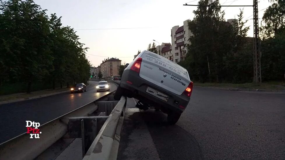 Regzdrav 10ru. Regzdrav 10ru. Лестех петрозаводск адрес. Автопрофи школа. Автошкола на энгельса 10.
