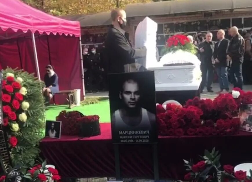 Виталий жермаль похороны. Хубутия николоз михайлович могила. Михаил хубутия. Хубутия николоз михайлович. Могила николас хубутия николоз.