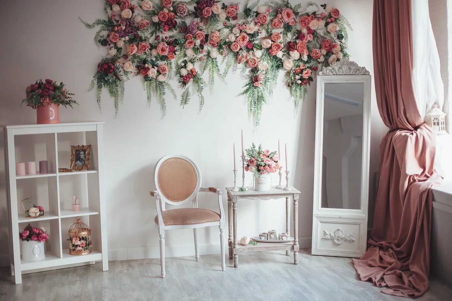 Interior studio москва фотостудия. Цветочные декорации. Командная панель формы 1с 8. Сцена мулен руж. Стенка 2 с декорацией 23.