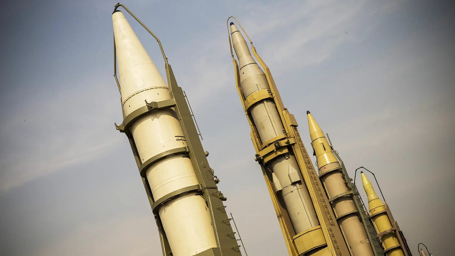 Есть ли атомное оружие у ирана. Иран баллистические ракеты Zolfaghar.. Иранские баллистические ракеты. Иранские баллистические ракеты в России. Иранские баллистические ракеты Фатех 110.