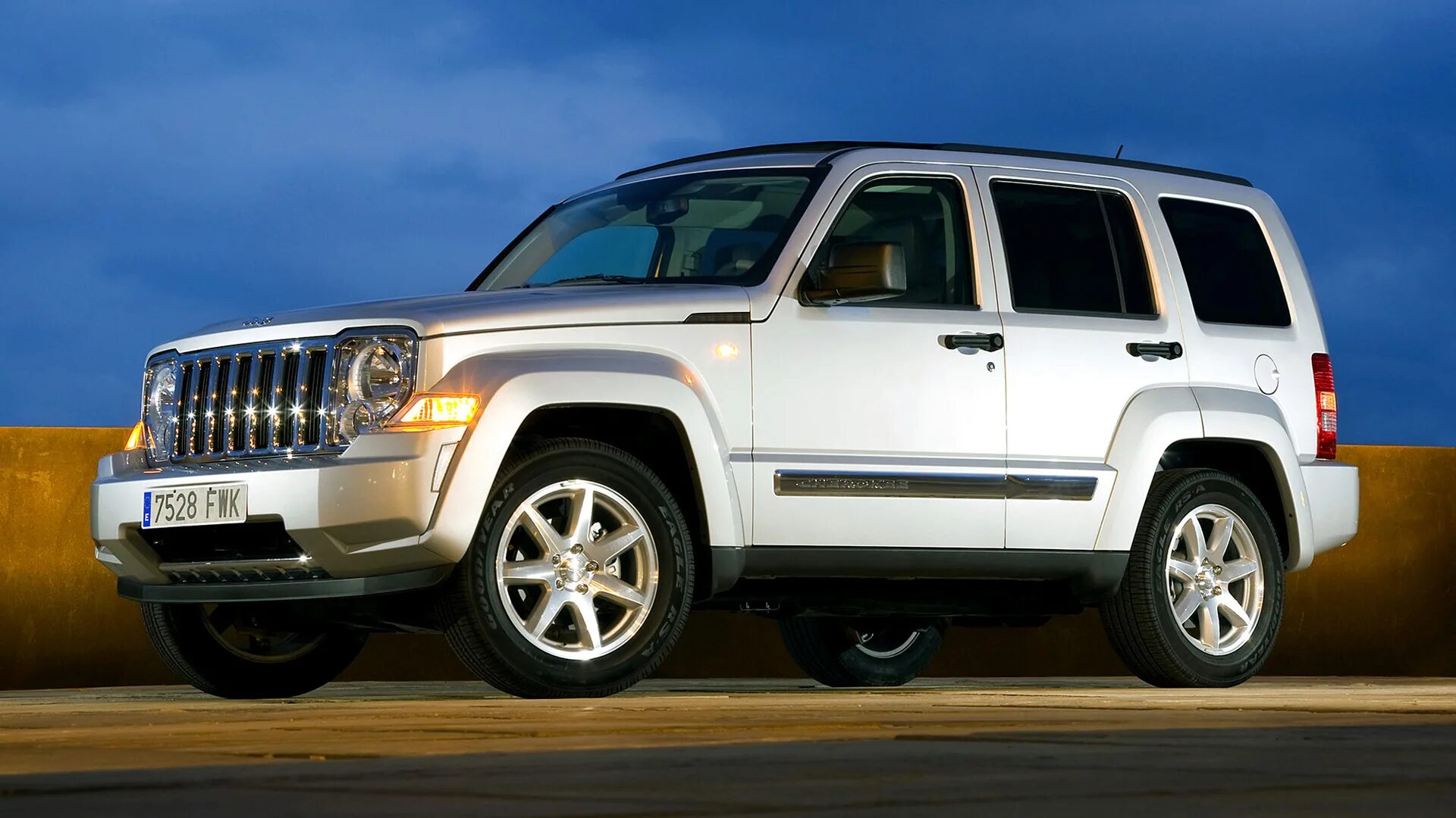 Cherokee limited. Джип Чероки Лимитед. Jeep Cherokee 3.7. Jeep Cherokee 2007. Jeep Cherokee Модельный ряд.