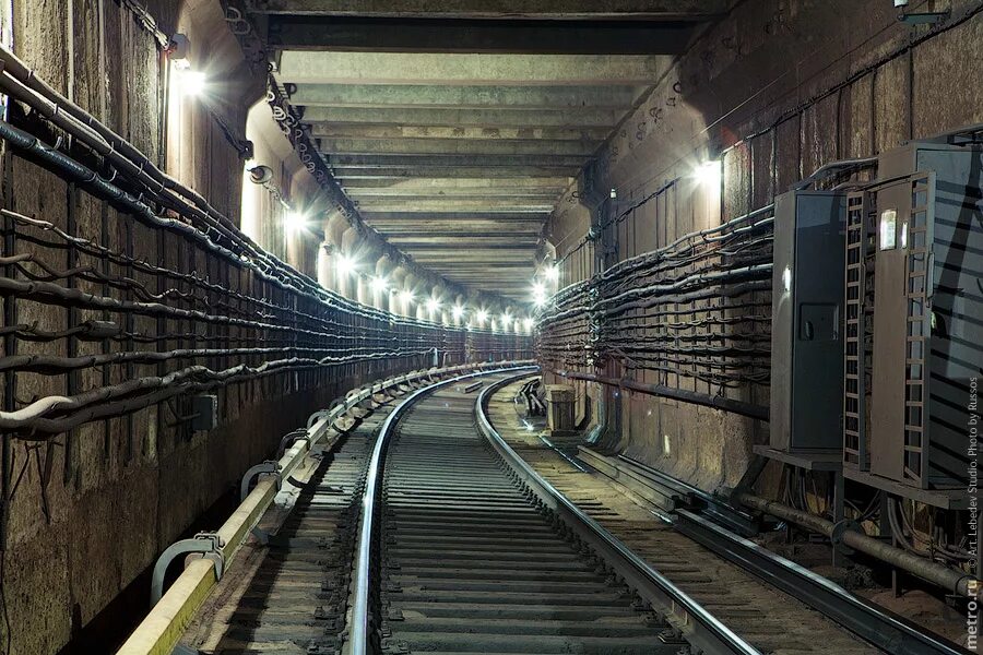 контактный рельс мосметро. станция призрак петровско разумовская. напряжение в московском метро. контактный рельс в московском метро. напряжение в московском метро.