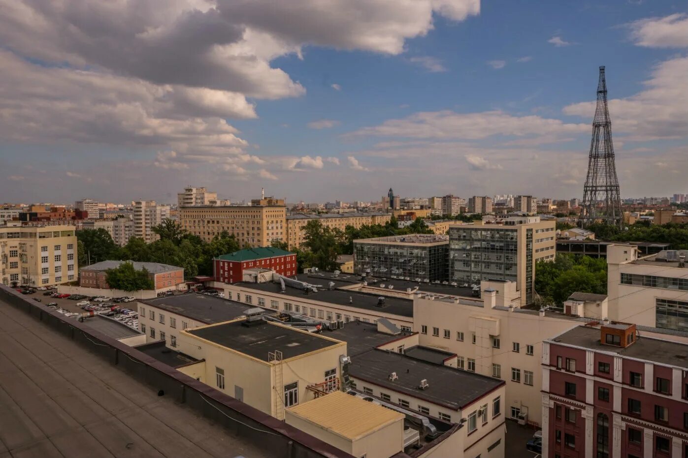Шаболовка вид на шуховскую. Шуховская башня москва ночью. Шуховская башня москва. Улица шаболовка москва. Шаболовская 26.