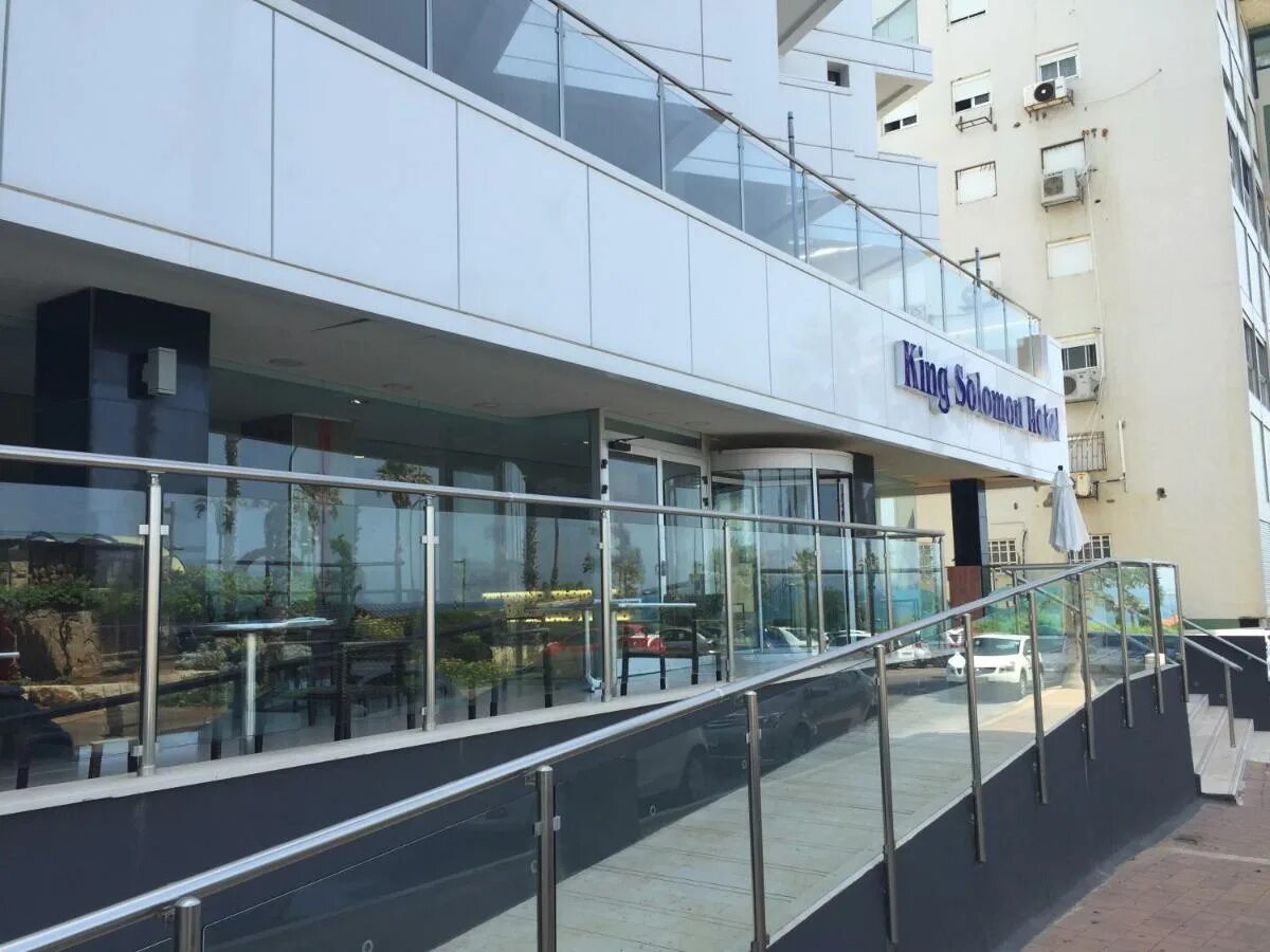 Моня 48 нетания. Отель king solomon hotel netanya. king solomon netanya 4* нетания.
