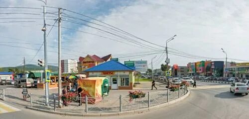 Южно-сахалинск рыбный рынок адрес. Рынок янтарь южно-сахалинск. Рынки южно-сахалинска. Метиз65 южно-сахалинск. Стар маркет южно сахалинск.