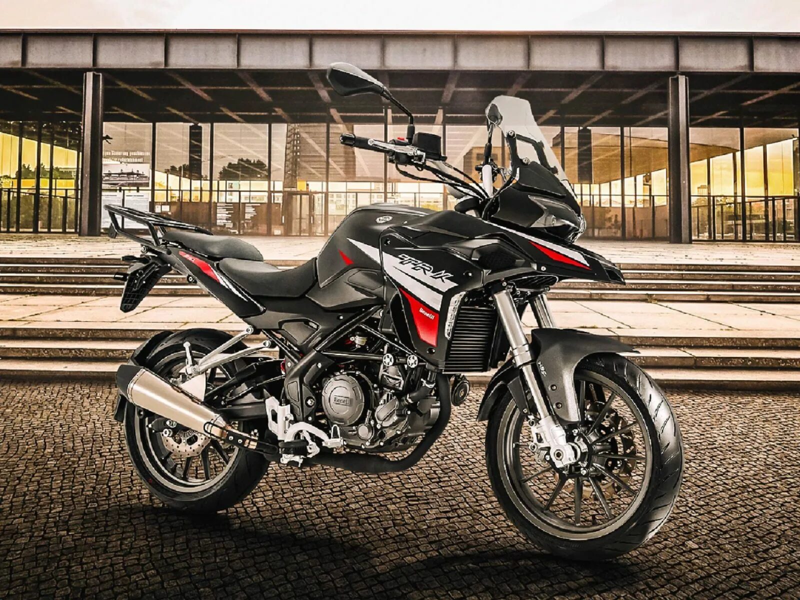 Benelli trk 502 & trk 502x. Benelli 500 sei-v. Benelli мотоциклы 2022. Мотоциклы benelli trk 800. Бенелли трк.