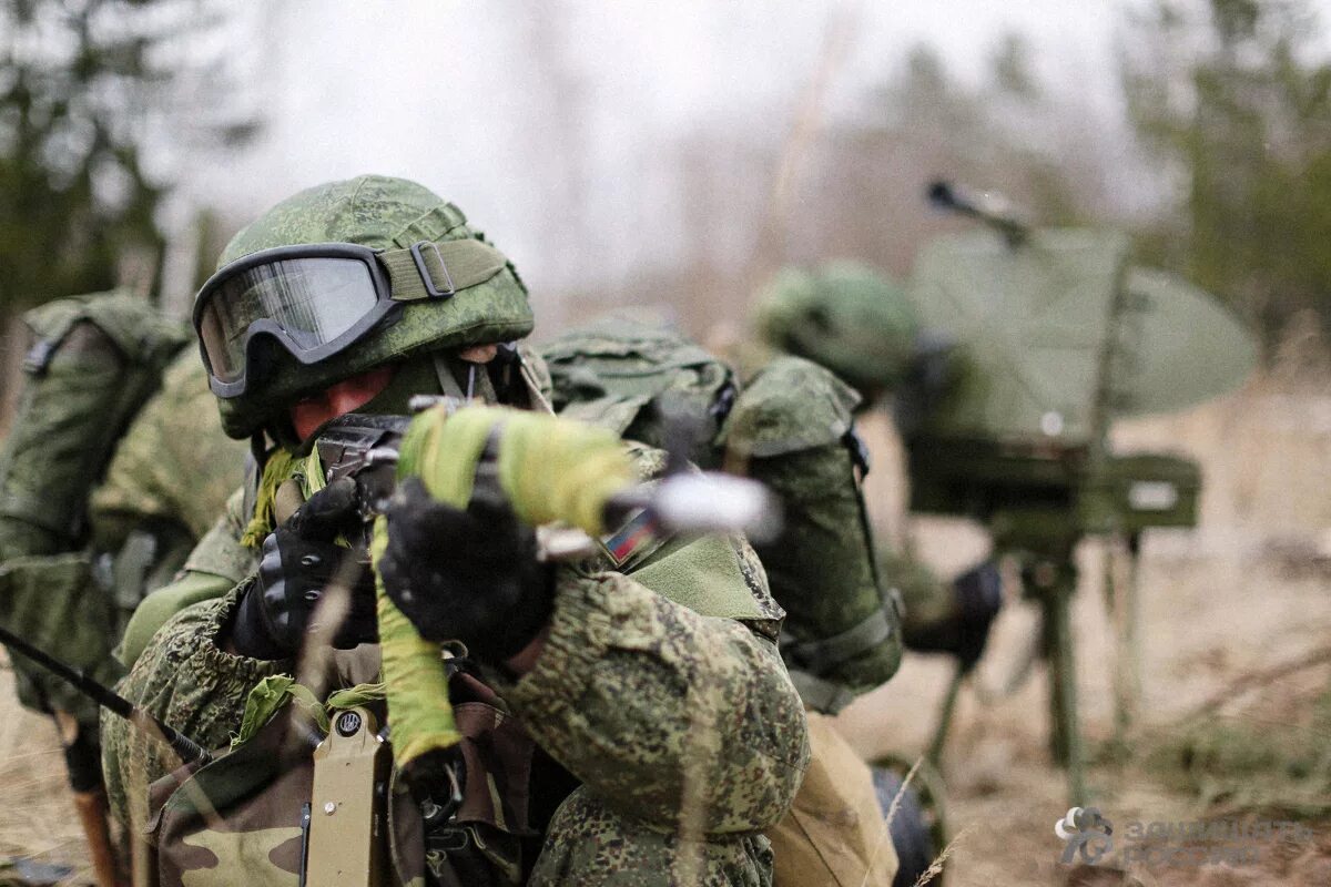 Рф г ру. Спецназ разведка. Спецназ военной разведки. Военная разведка войска РФ. Разведка сухопутных войск.