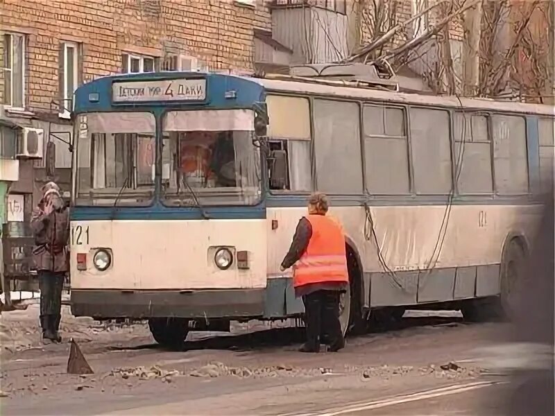 Проезд троллейбус 1. Макеевский троллейбус. макеевский троллейбус 228. макеевка троллейбус 5. макеевский троллейбус 2.