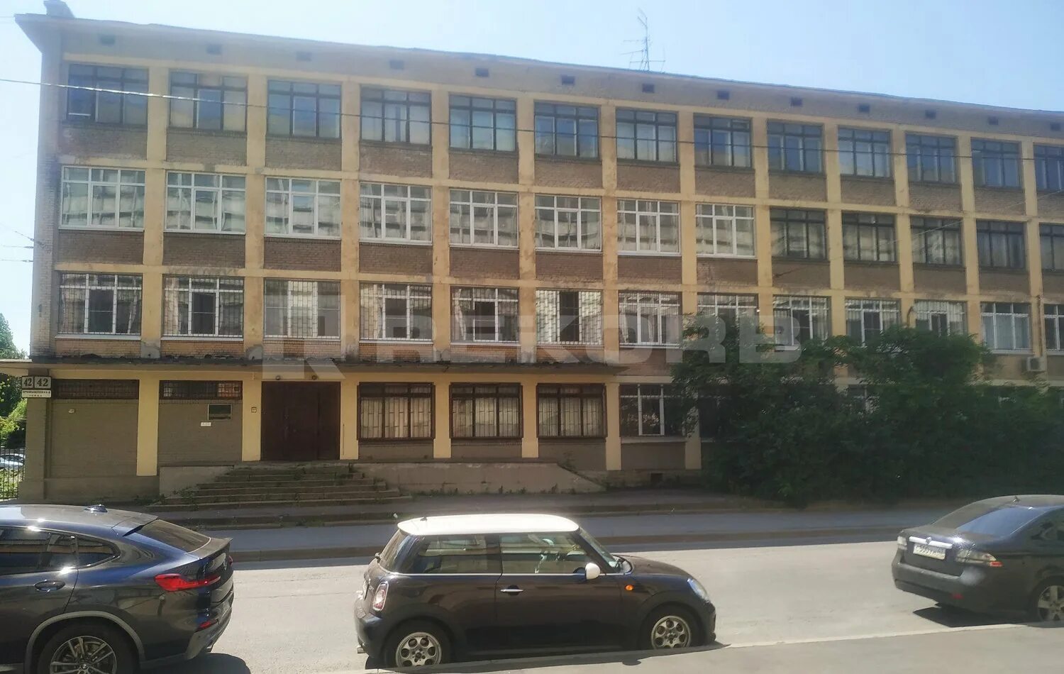 Бц редуктор спб. Бронко, торговый центр. Кировский завод бизносцетор. (промышленная 5 (м. Промышленная улица, 19р.