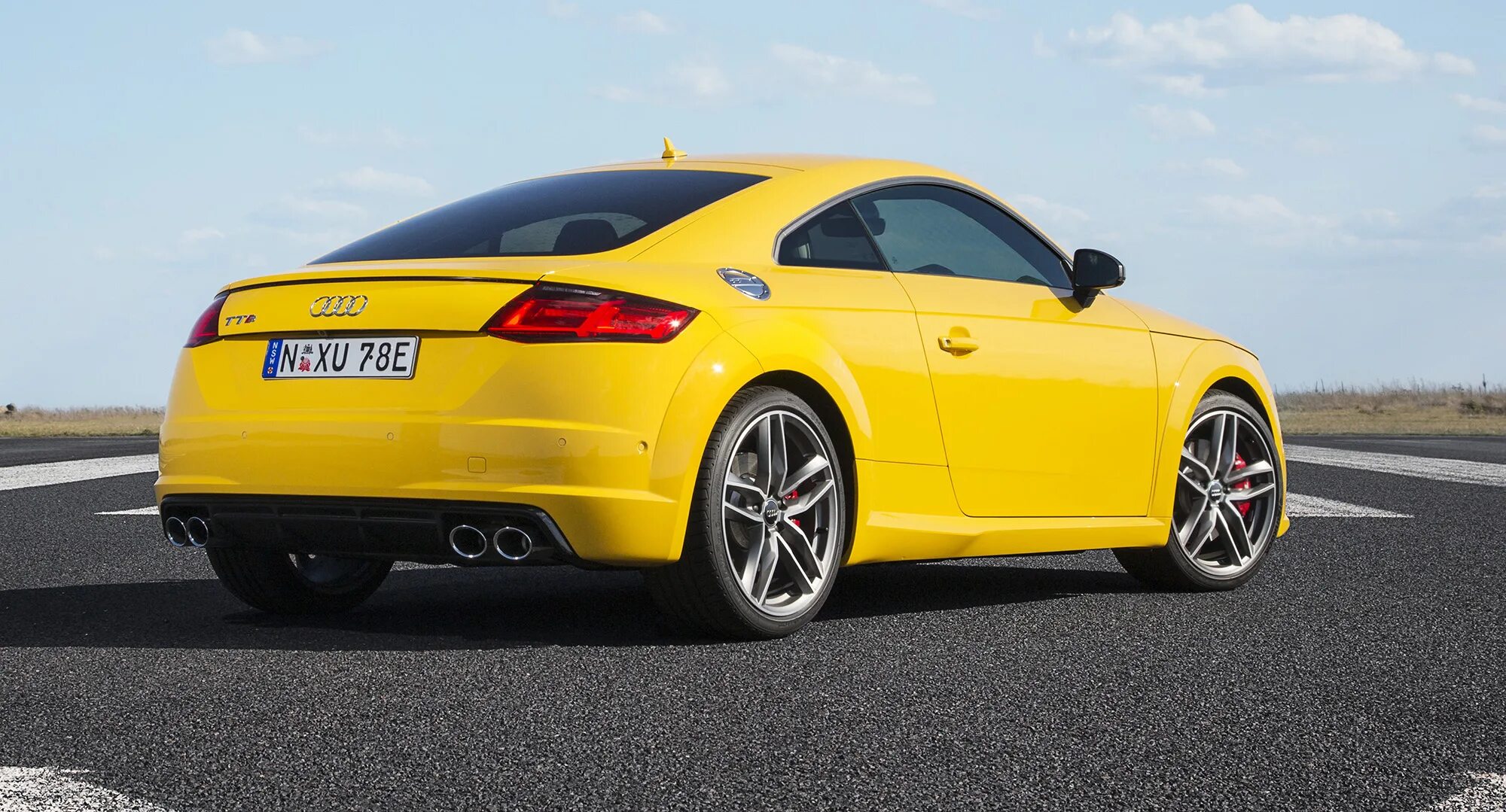 ауди тт 2018 желтая. Audi tts 2021. Audi tt s8 yellow. ауди тт желтая. Audi tt rs желтая.