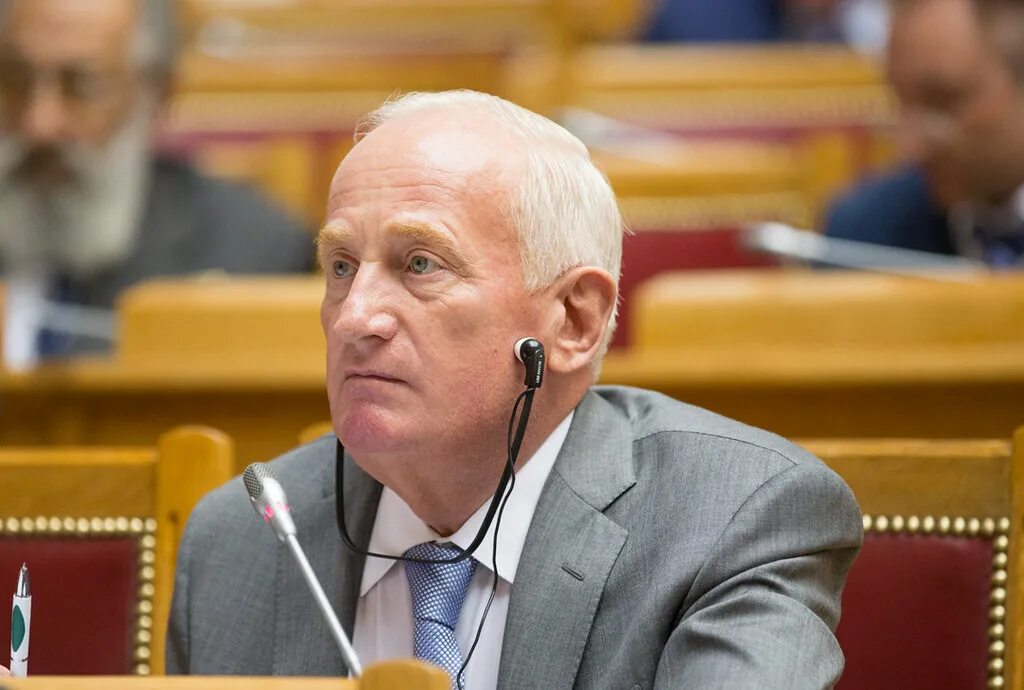 Председатель совета по науке и образованию