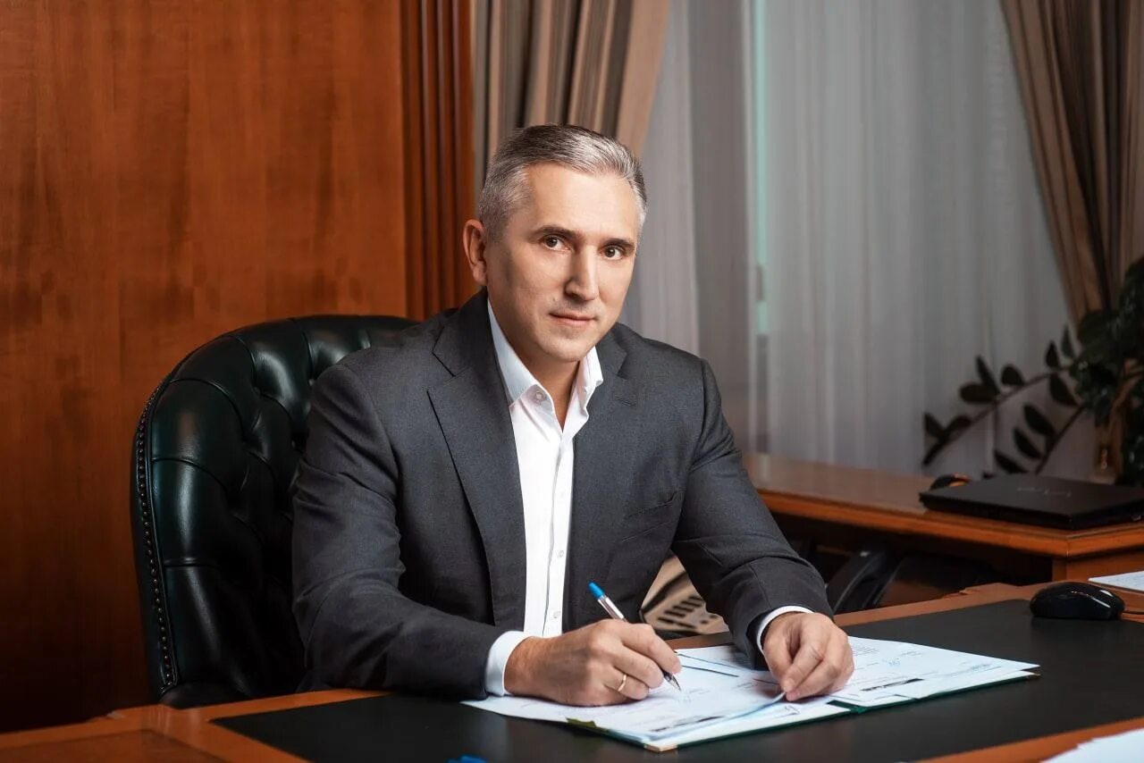 Мор губернатор. Глава тюменской области александр моор. александр моор губернатор. моор тюмень губернатор. моор александр викторович губернатор тюменской области.