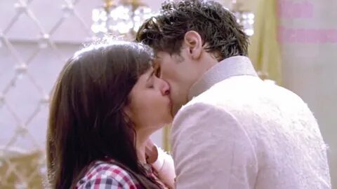 Kiss scene