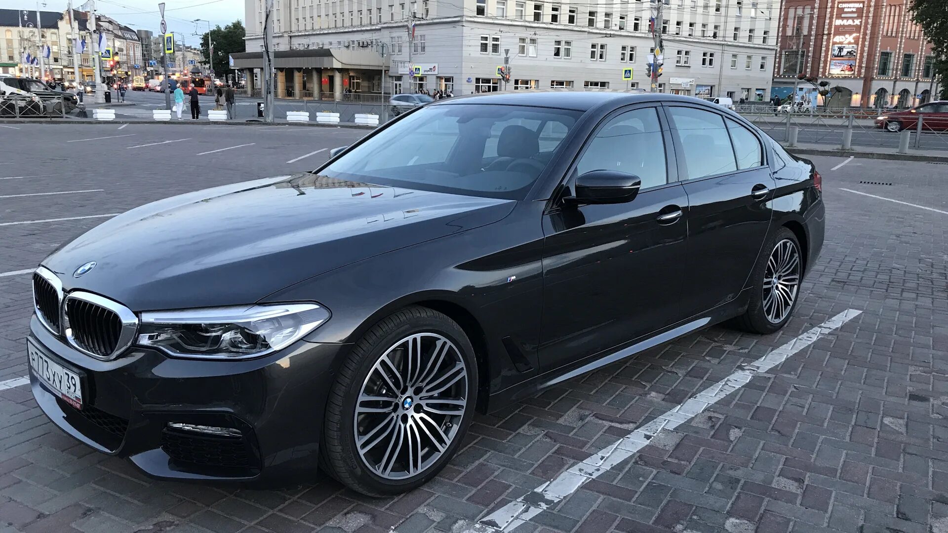 G 30 s. БМВ 5 3.0 дизель. БМВ 5 дизель 2017. БМВ 2017 5 3.0 дизель. BMW 5 g30 черная.