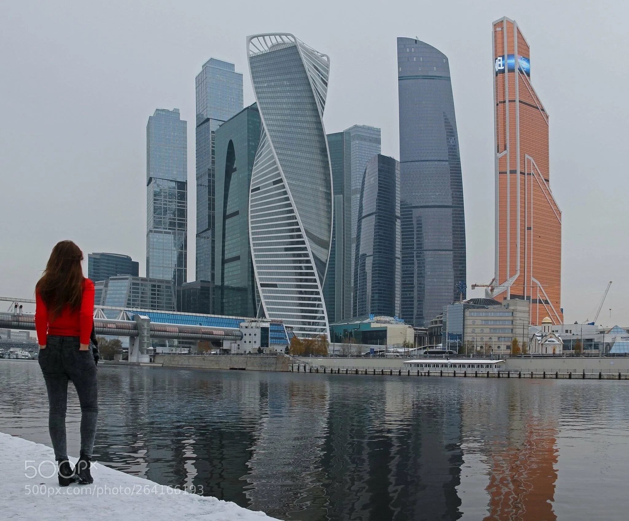 Москва где можно сделать. Москва Сити 2009. Селфи Москоу Сити. Москва Сити 2006. Москва Сити 2011.