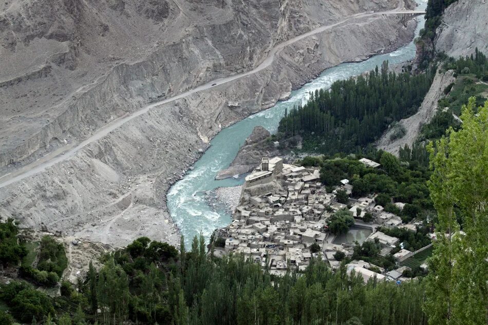 Буриши народ. Пакистан племя хунзах. Долина хунза долгожители. Долина хунза пакистан. Пакистан долина калаши.