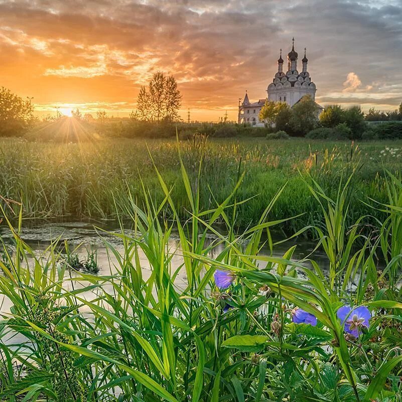 Благодать картины. Церковь солнце. о благодати божией. благодать природы. природа божья благодать.