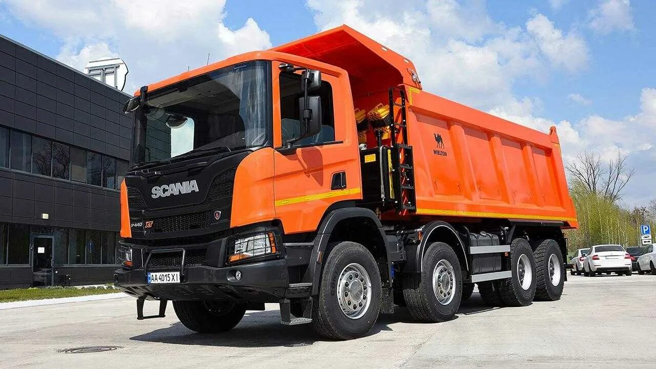 Самосвал Scania p440 8x4. Скания самосвал 4х2. Scania самосвал p6x400. Скания p440 XT самосвал.