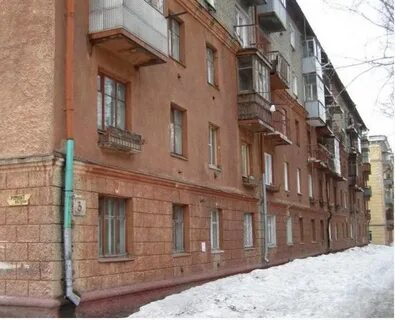 Высокая 4 кирпичный