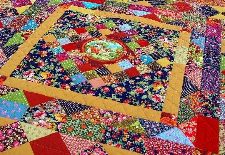 Детское лоскутное одеяло. Пэчворк одеяло. Лоскутное одеяло. Лоскутное одеяло оксфорд. Красивые лоскутные одеяла.