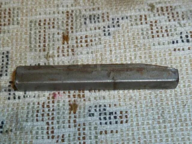 Шпонка коленвала honda crv 1 97. Шпонка распредвала хонда b20b. Mazda z6 шпонка коленвала. Шпонка коленвала honda crv 1. 4 шпонка коленвала.