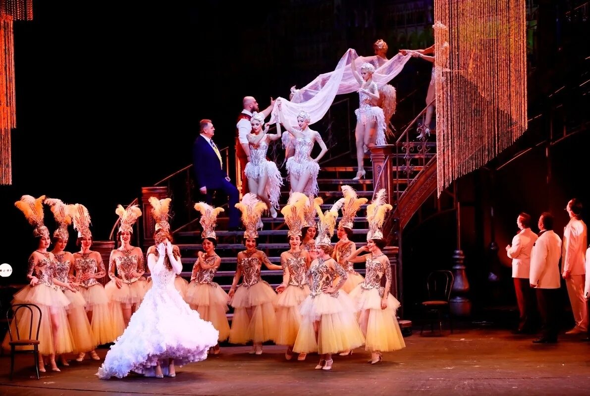 Балет. Музыкальный театр. Третье путешествие в музыкальный театр. Сильва королева чардаша. Что такое балет и мюзикл.