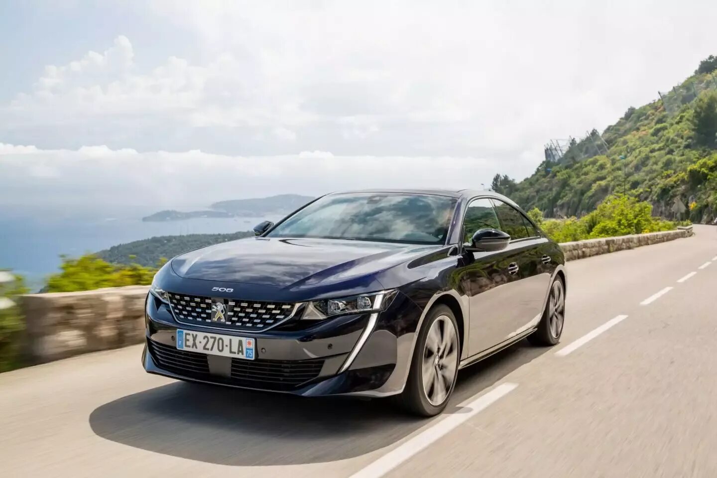 Пежо 2018 года. Peugeot 508 2018. новая пежо 508 2025. peugeot 508 liftback 2018. новый пежо 508 2018 года.