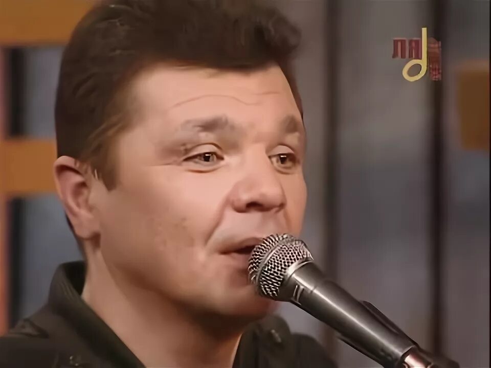 Ясень mp3. Влад савосин ясень. баянист михаила круга влад савосин. баянист михаила круга влад савосин могила. влад ясень цвет металлики.