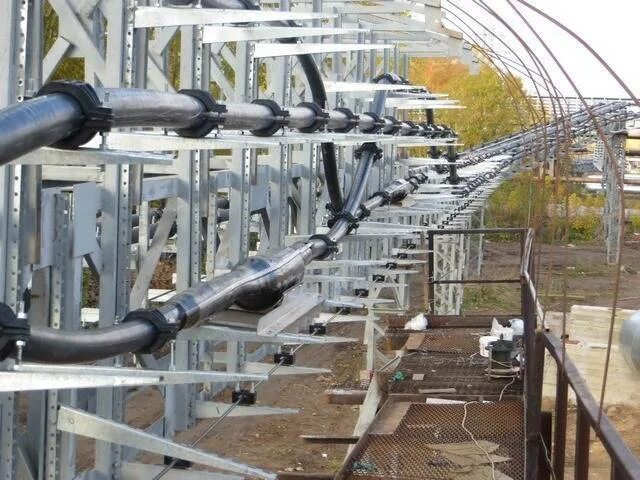 Магистральные трубы. Магистральный трубопровод. Кабельный канал для прокладки кабелей 6 кв в земле сборный. Нефтяные трубы. Трубопроводов кв.