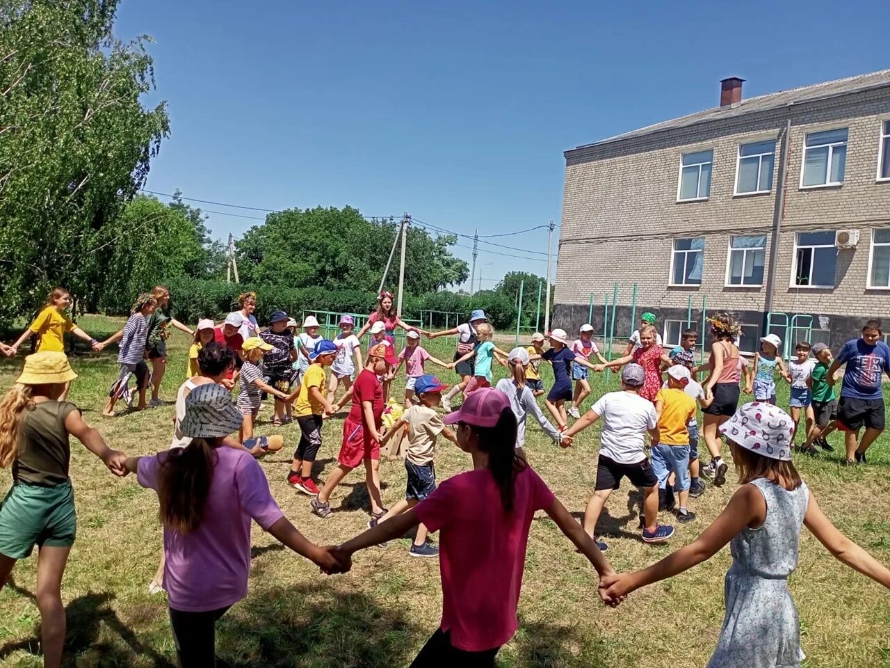 лагерь зона. лагерь дубрава саратовская область. оздоровительный лагерь дружба башкортостан. лагерь дубрава красноармейск саратовская. детский лагерь красноармейская.