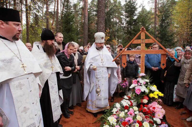 матушка наталья вырицкая. вырицкие блаженные. блаженная наталья вырицкая могила. наталья вырицкая старица. вырицкие блаженные.