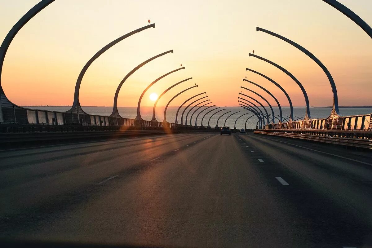 кад автодорога питер. мост зсд в питере. хорошей дороги санкт петербург. сергей дегтярев фотограф санкт-петербург. одинаковые здания вдоль трассы спб киев.