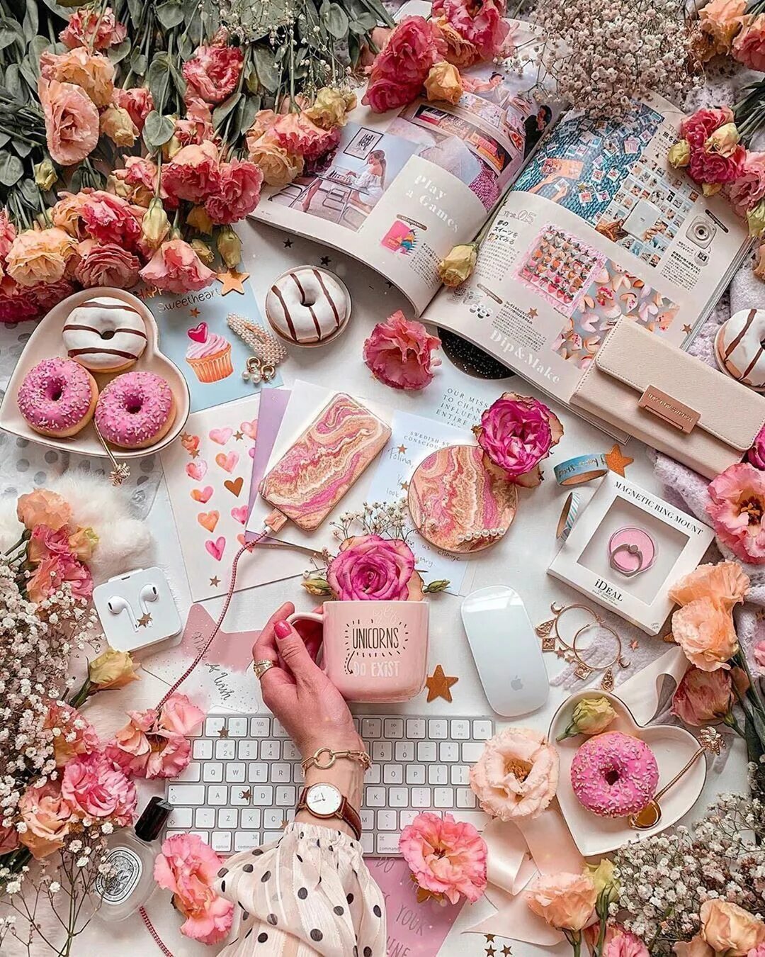 Идеи селфи с цветами. Красивые розовые вещи. Милые вещи. Милые вещи. Самые модные вещи девчачьи.