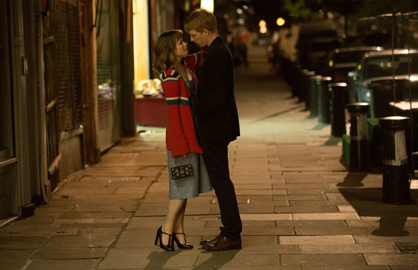 About time. Бойфренд из будущего (2013). Донал Глисон бойфренд из будущего. 2013 - Бойфренд из будущего, реж. Ричард Кёртис. Ванесса Кирби бойфренд из будущего.