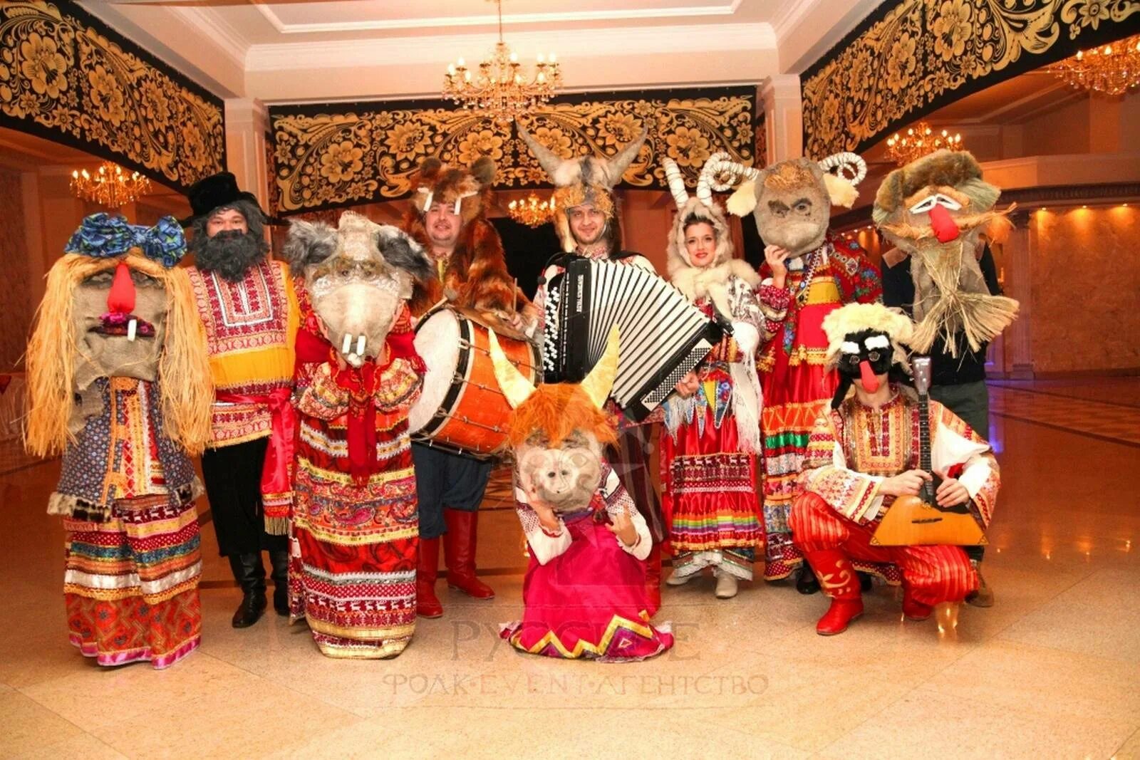 Как нарядиться на колядки детям. Костюм для колядования. наряды на коляду. костюмы ряженых на коляду. костюм на колядки для детей.