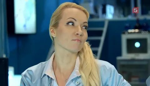 Екі кискаларды жалады