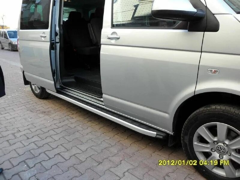 Volkswagen Caravelle t5 пороги. Пороги подножки на Фольксваген т5. Пороги Allyance VW t5. Volkswagen Caravelle t6 подножки. Пороги т 5