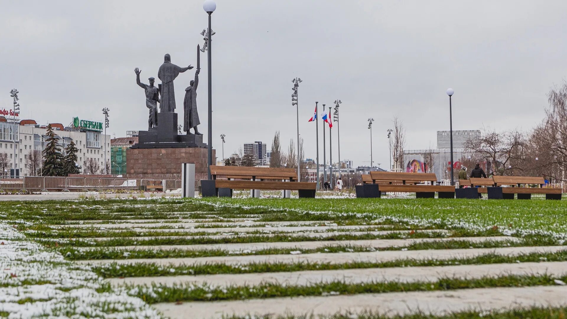 Пермь ледовый городок в перми_2021_г. Елка в перми 2022. Эспланада пермь весна. Эспланада пермь. Пермь фото города 2022.