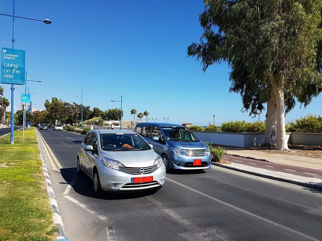 Кипр авто. Фольксваген пафос. Пафос машина. Кипр авто. Кипр тачки.