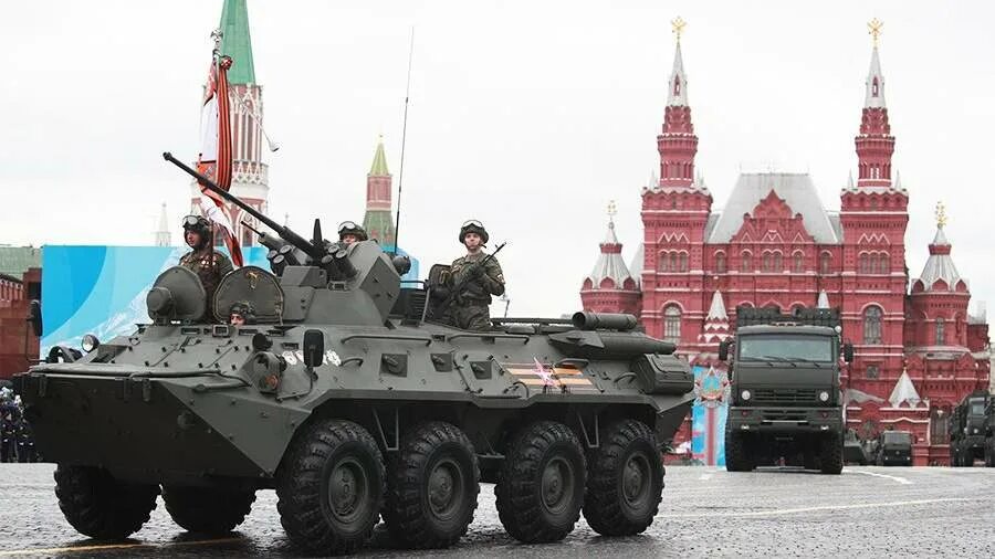 См парад. Парад 2022 в Москве. Парад Победы 2022 в Москве техника. Военный парад в Москве 9 мая 2022 года. Парад Победы на красной площади 2022.