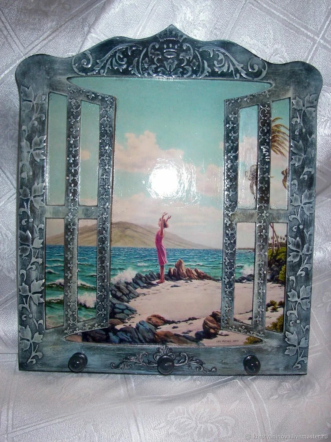 Ключница окно. Декоративное окно ключница. Окно прованс. Ключница в виде окна. Оформление ключницы окно скрапбукинг.