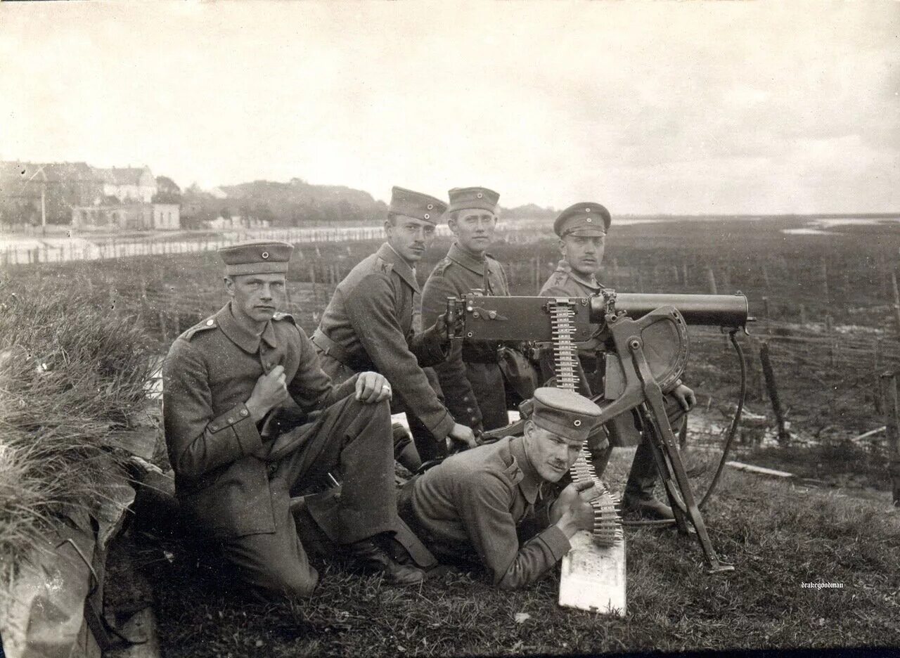 Во время первой мировой войны. Пулеметчик 1 мировой войны. Немецкий пулеметчик 1 мировой войны.