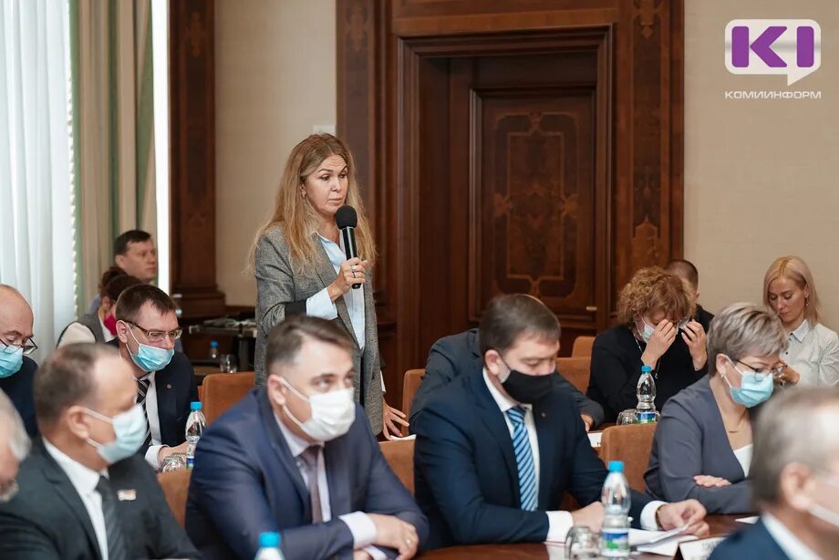 Муниципалитет отказывается. Земельный контроль в липецкой области. Таганов депутат ярославль. Оператор дербент. Здание мэрии новосибирска.